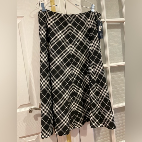 Jones, New York, plaid, black, and white skirt - Picture 1 of 5